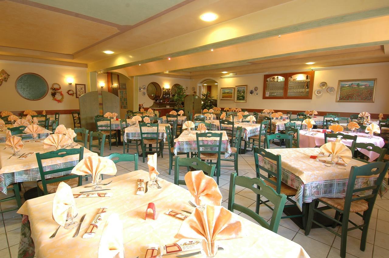 Hotel Ristorante Il Pirata San Vito di Leguzzano Екстер'єр фото